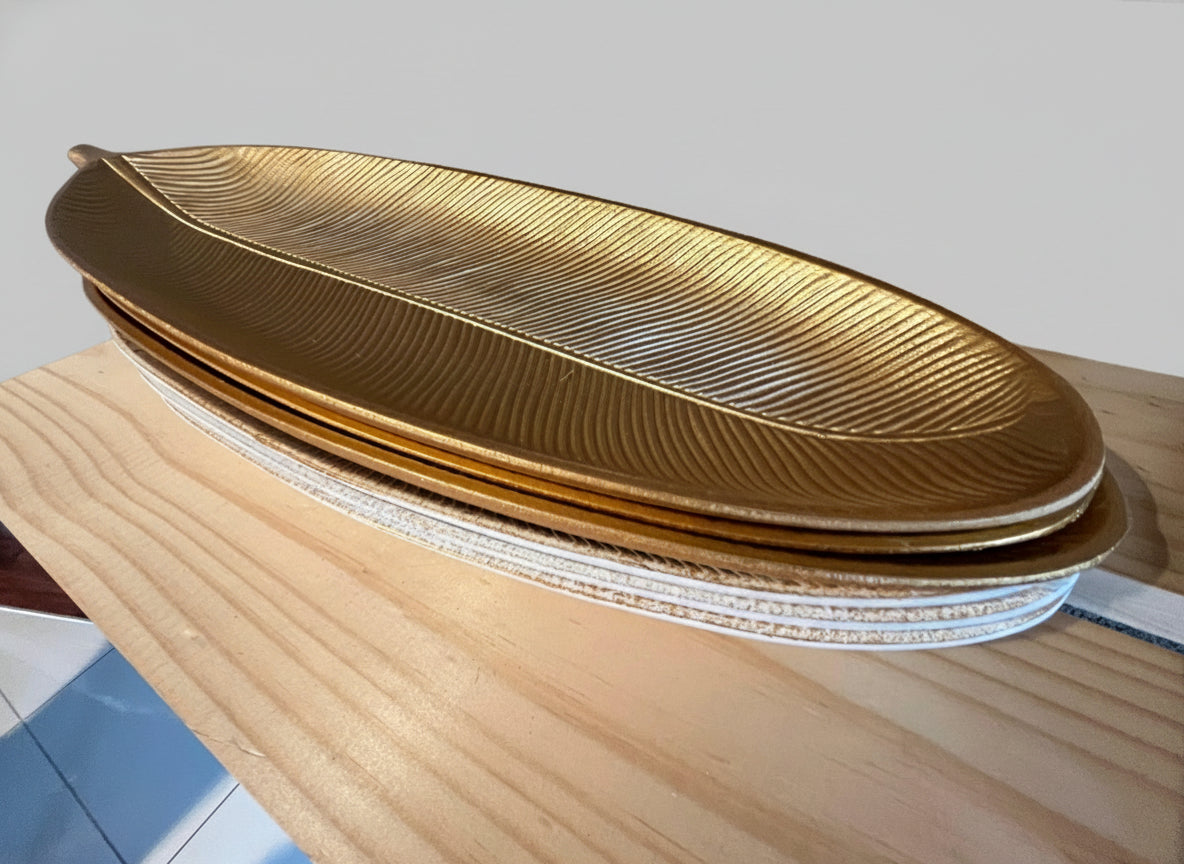 Bandeja Decorativa Pluma — Dorado o Plateado