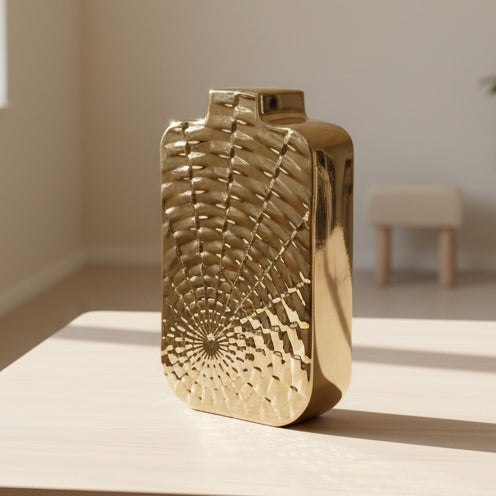 Florero Cerámico Dorado Rectangular — 30 cm